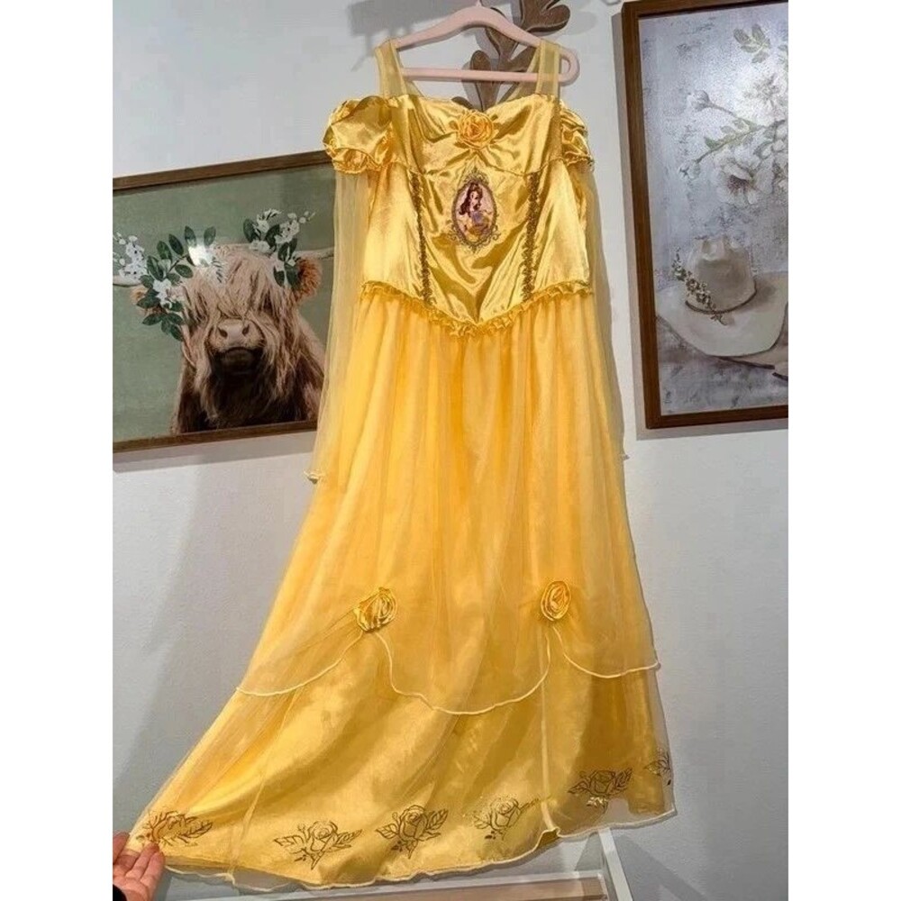 Princess Belle, Beauty and the Beast nightgown